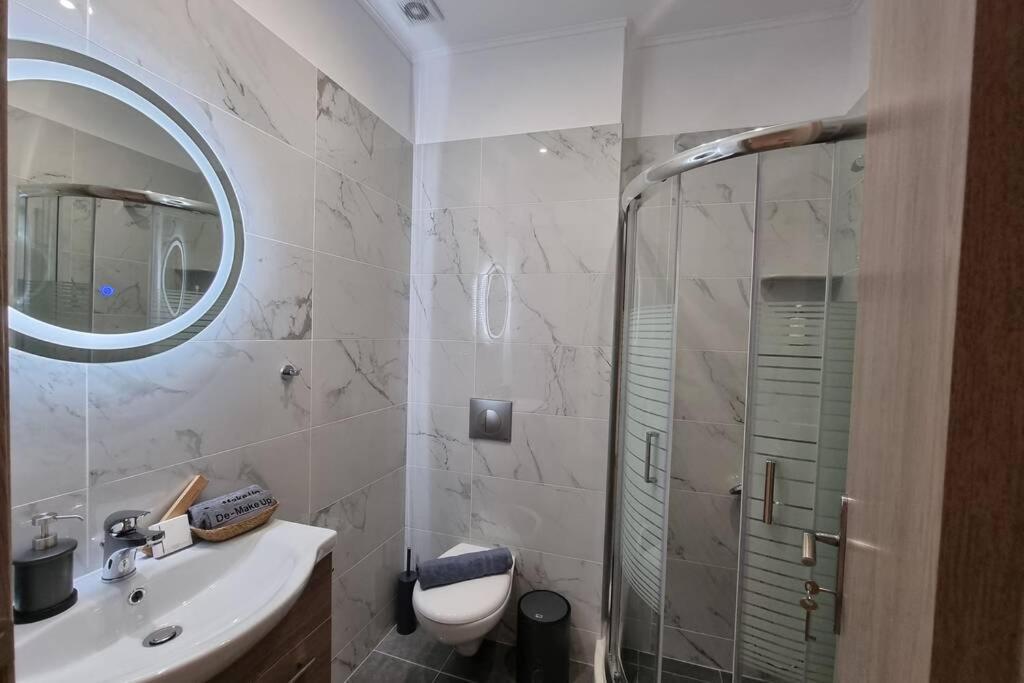 Cloud 9 Apartment Volos Center โวโลส ภายนอก รูปภาพ